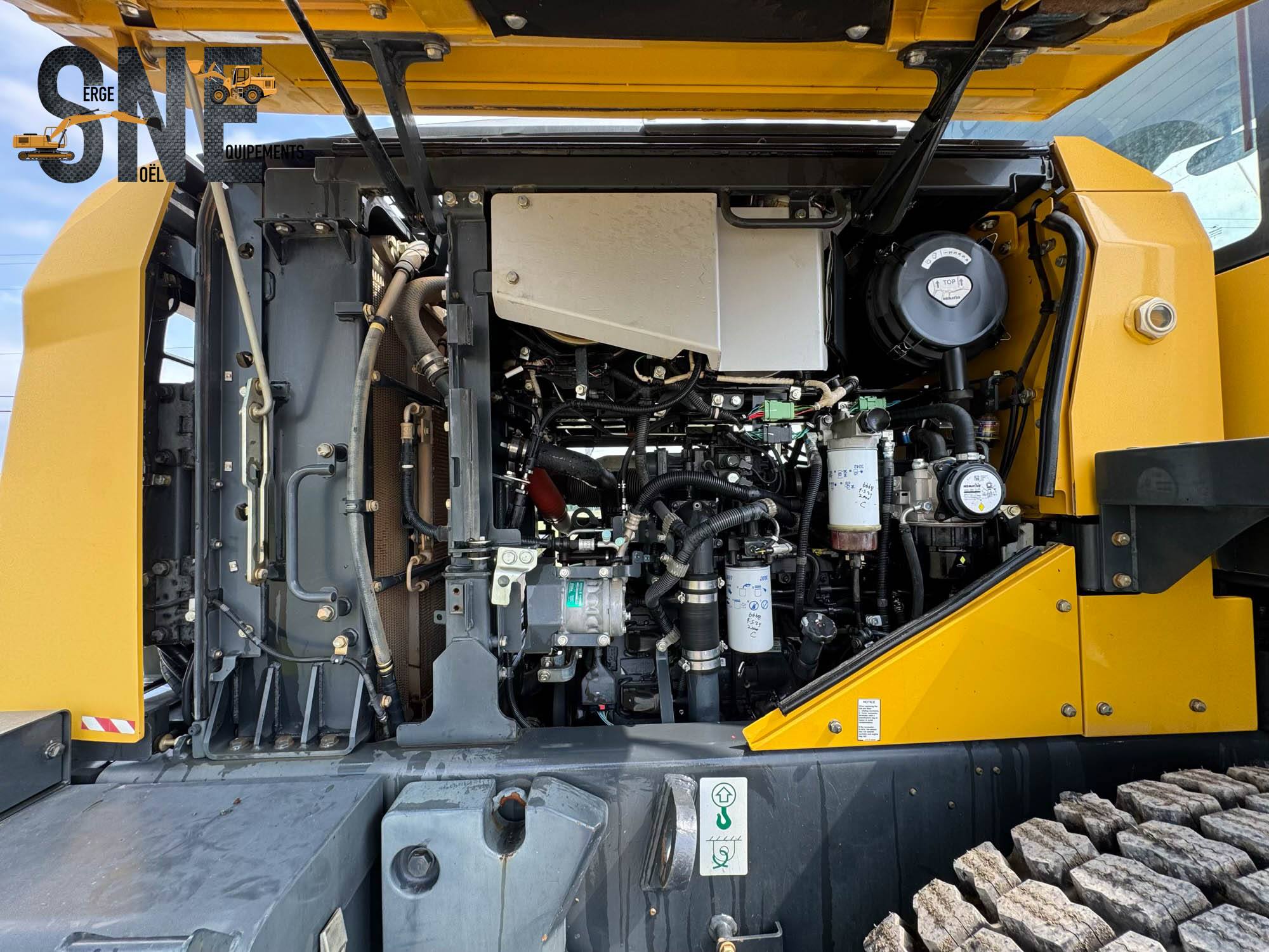 Komatsu WA270-8 #8768_6802 2.jpg