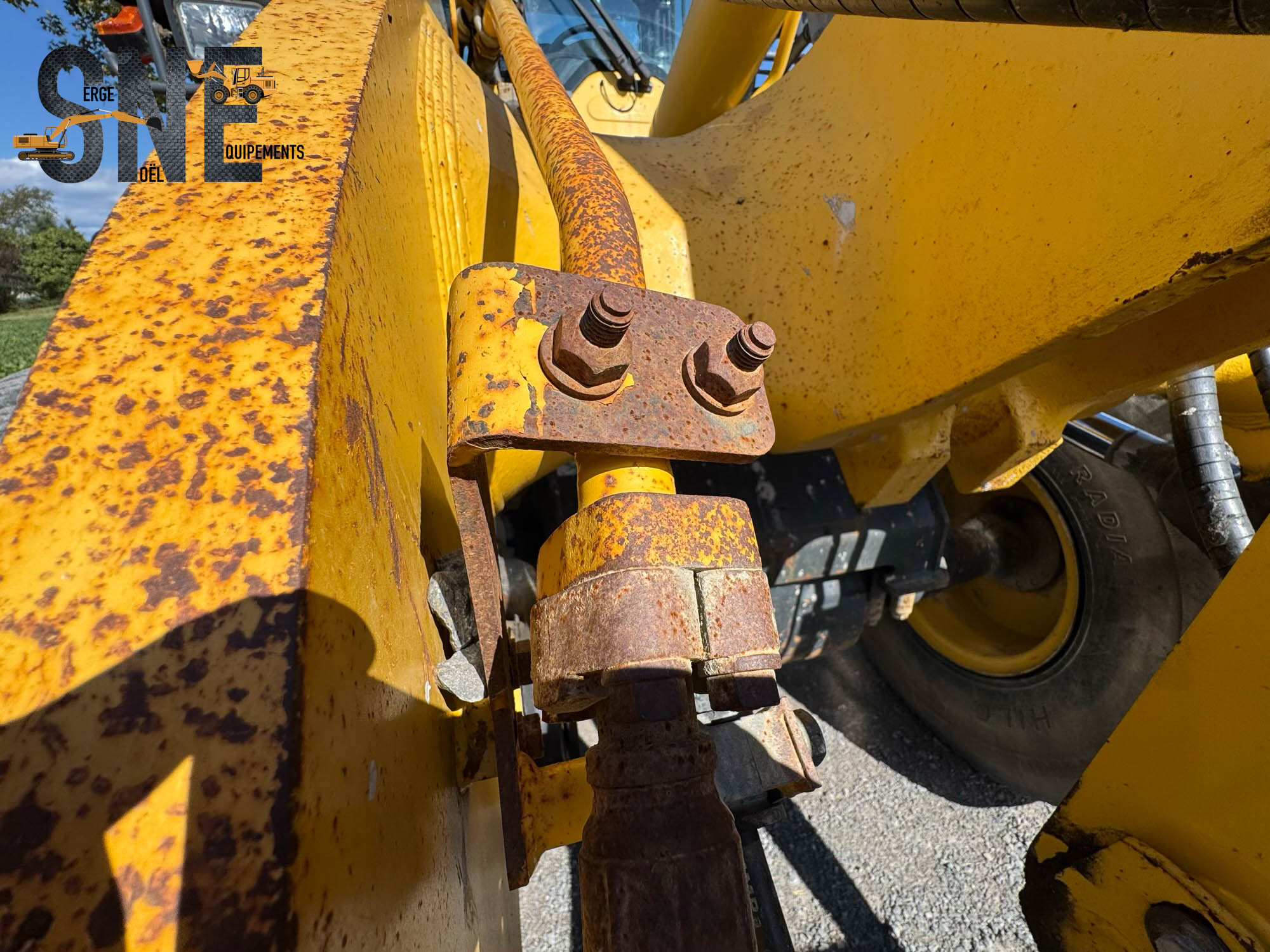 Komatsu WA320-8 #8281_8091.jpg