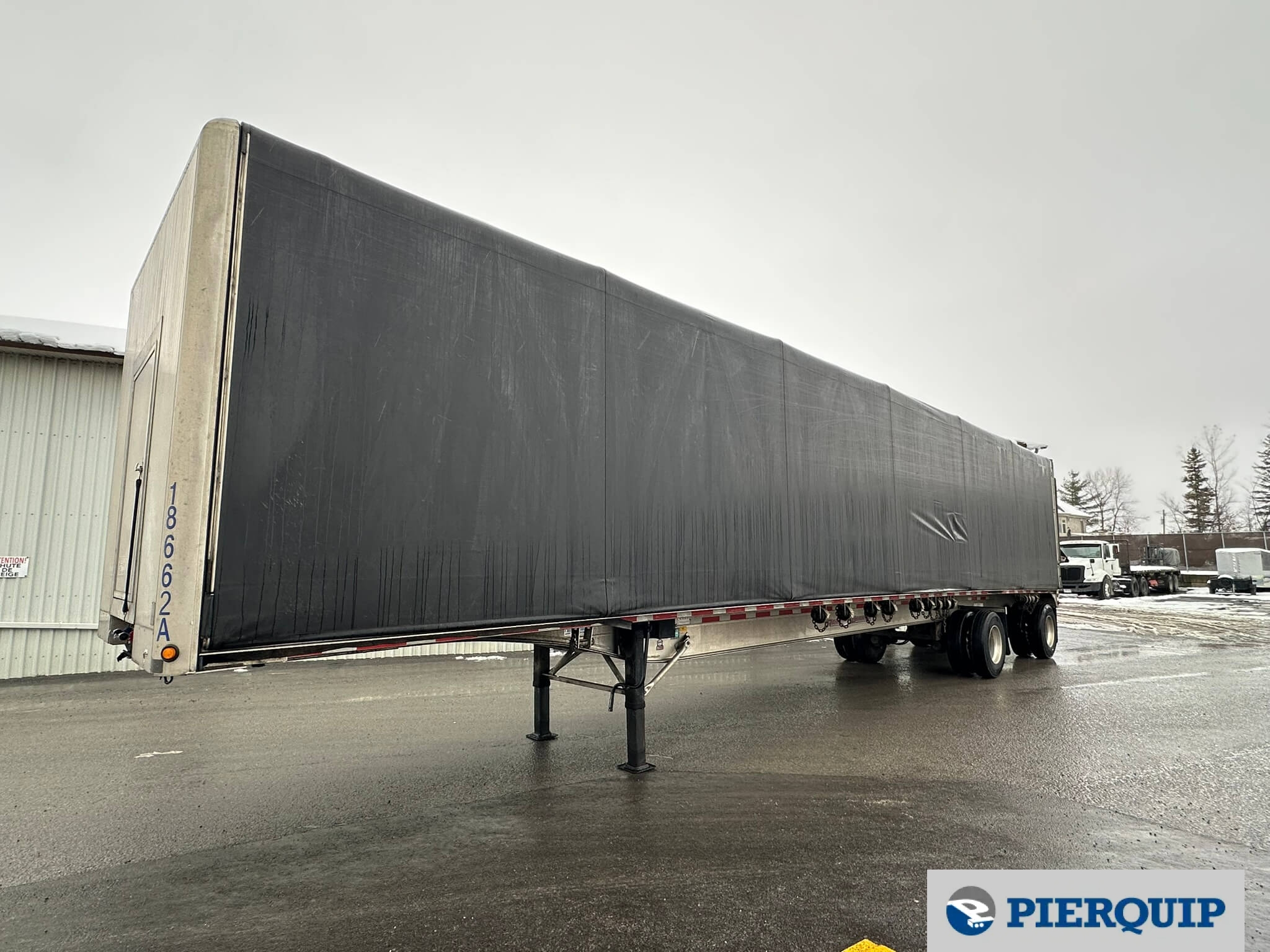 Pierquip_Mac-Trailer_Flatbed_Tandem_Tarp-1.jpeg