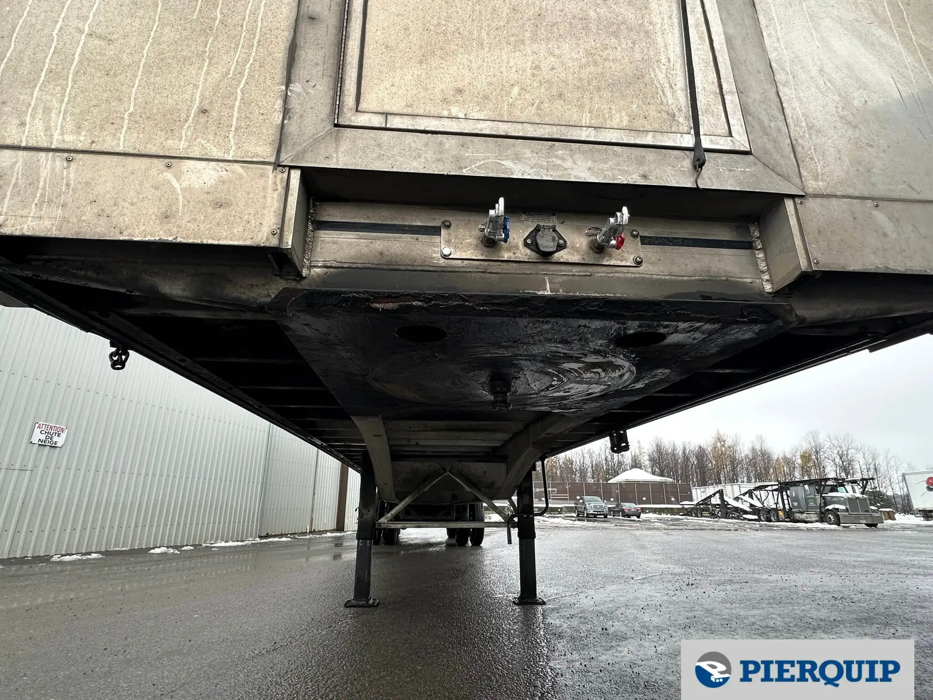 Pierquip_Mac-Trailer_Flatbed_Tandem_Tarp-3.webp