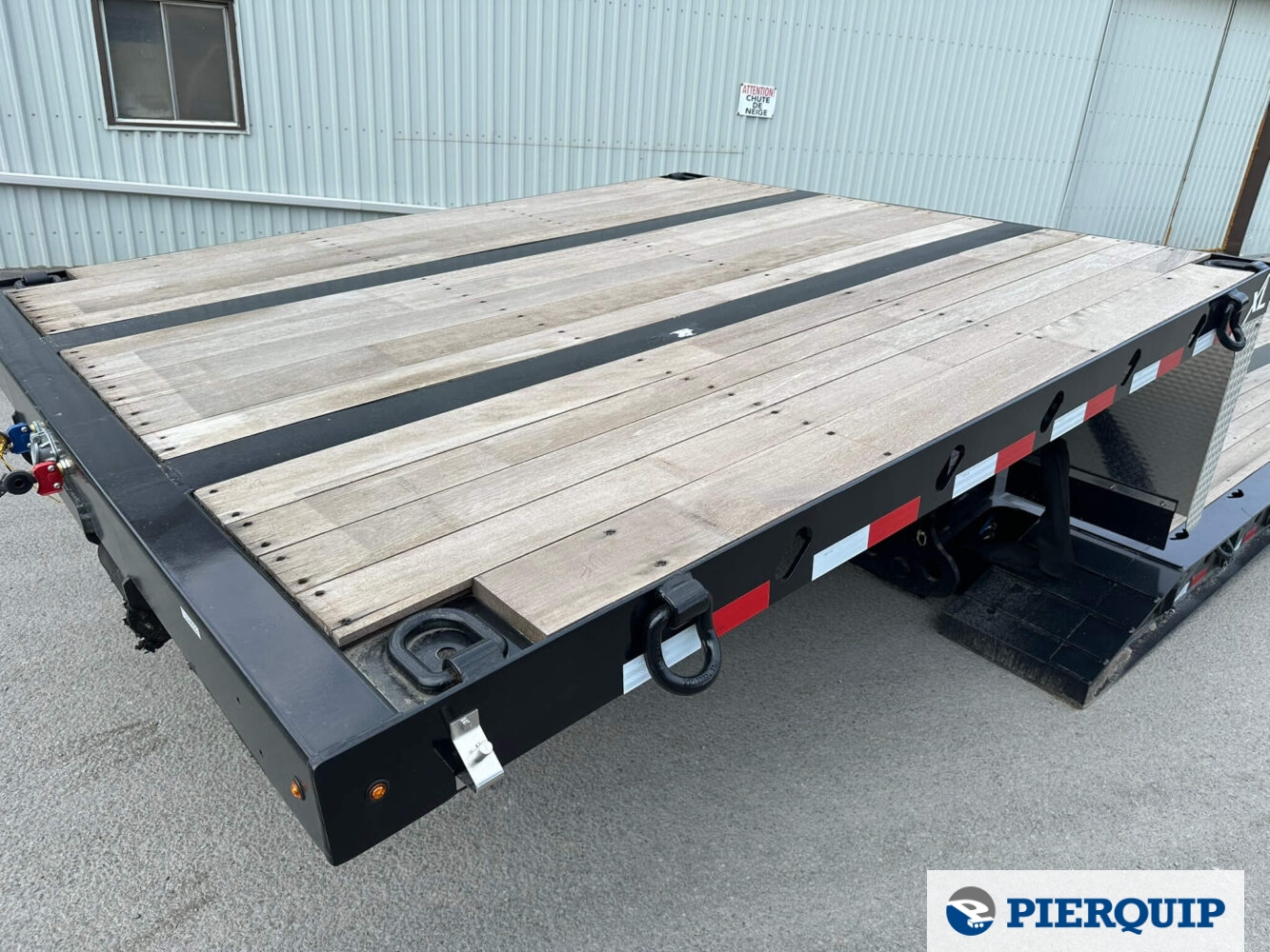 Pierquip_XL-Specialized_Float_80000-lbs_Mechanical-Detachable-Gooseneck_Tandem-1.jpeg