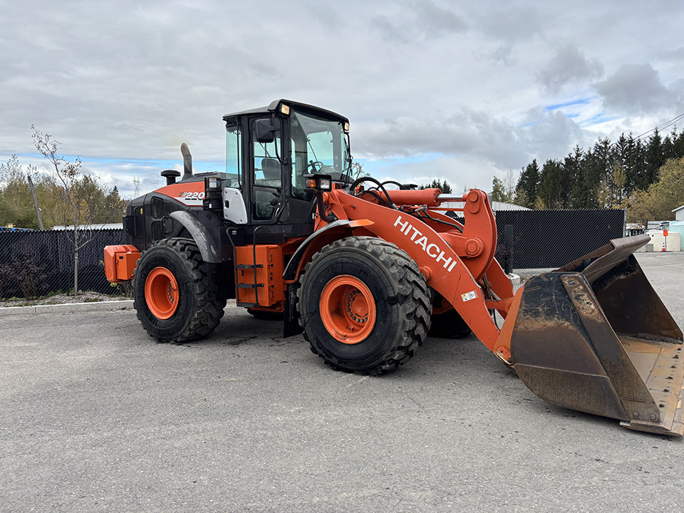 2019, Hitachi, ZW220-6, 2965h, 189 000.jpg