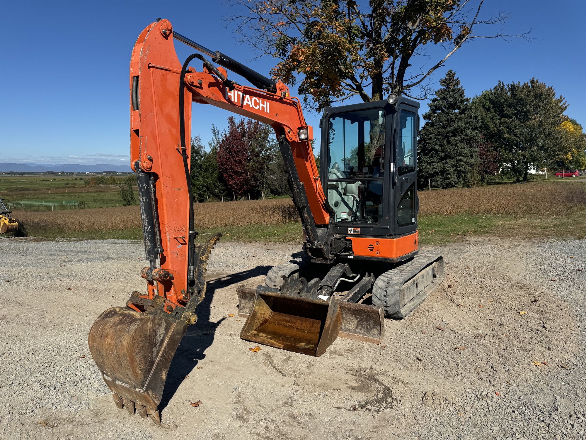 Hitachi ZX35U_2751.jpg