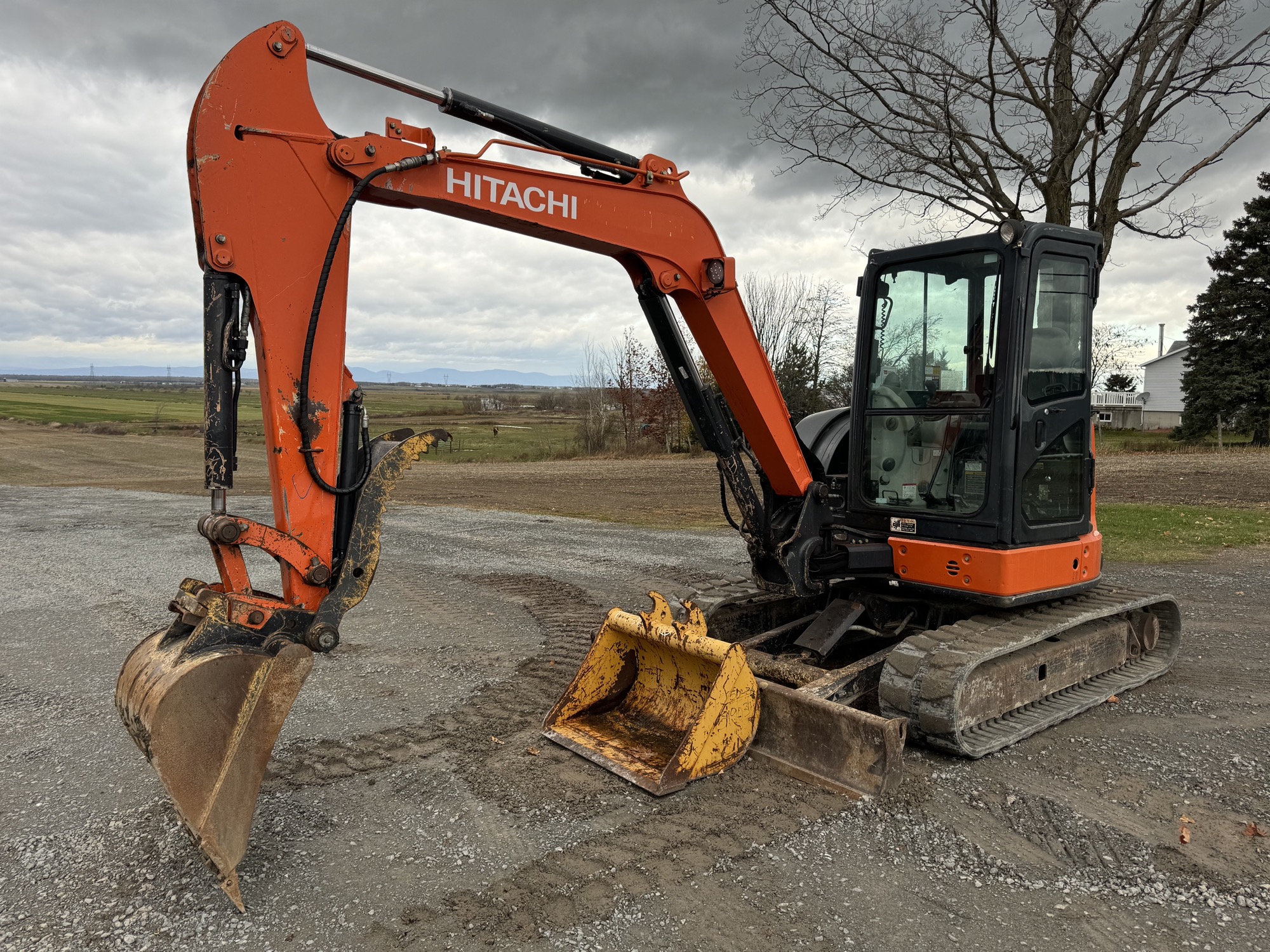 Hitachi ZX50U #0500_3342.jpg