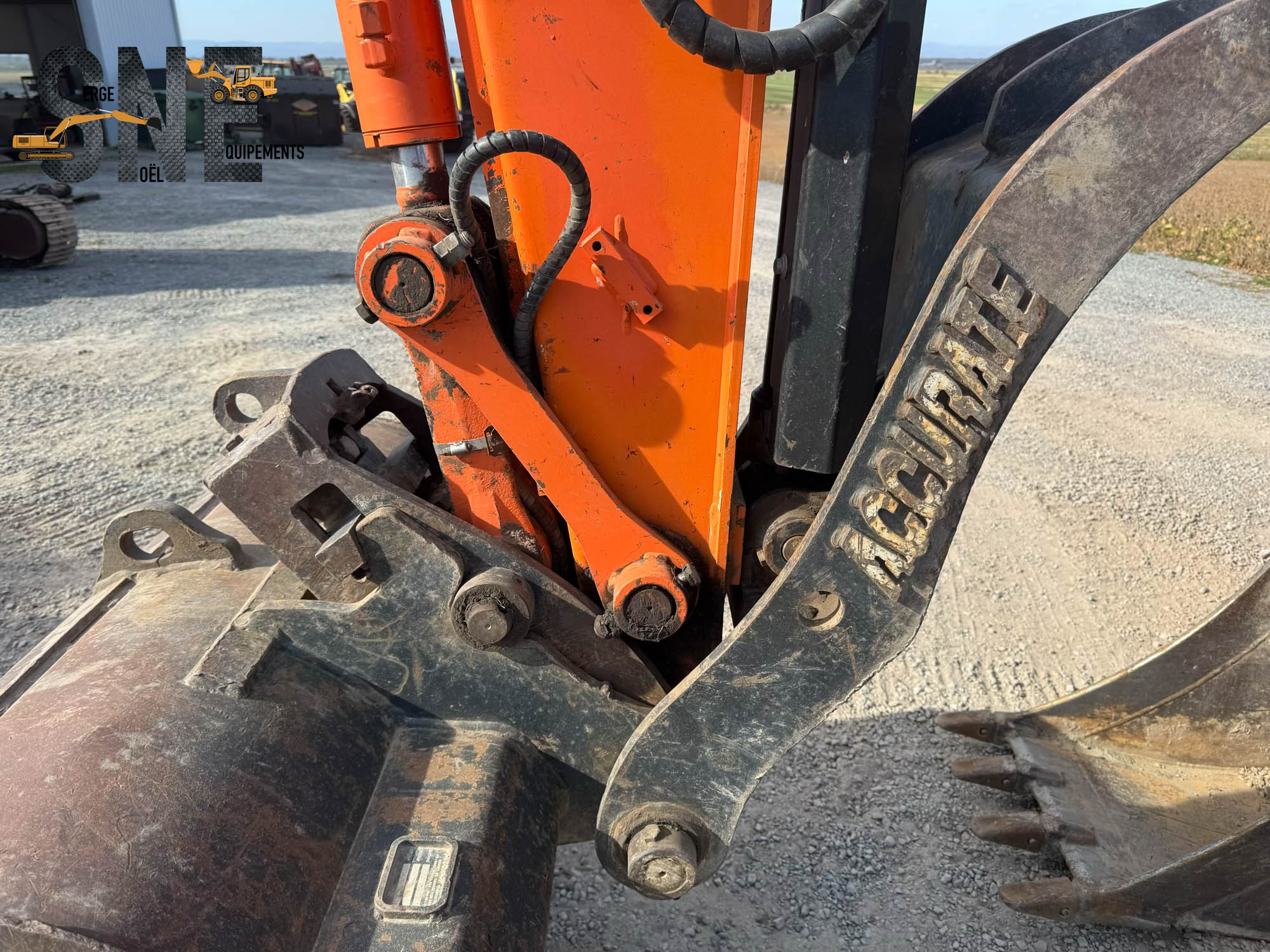 Hitachi ZX75US-6N_8655.jpg