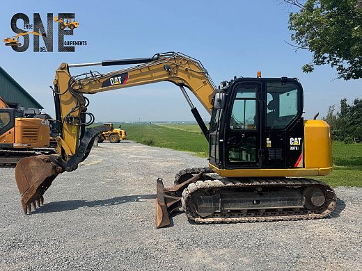 Caterpillar 307E2 #0217_7192.jpg