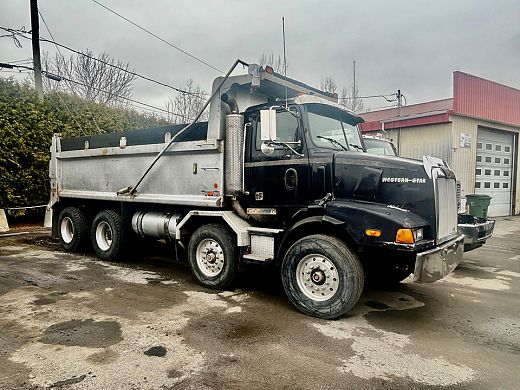 Western-Star-4869-2000.jpg