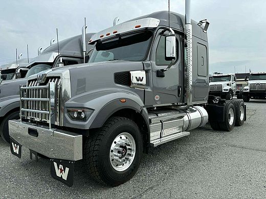 2025 Western Star 49X VV4099.jpg