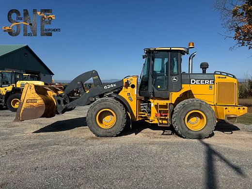 John Deere 624K _8383.jpg