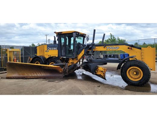John-Deere-770GP.jpg