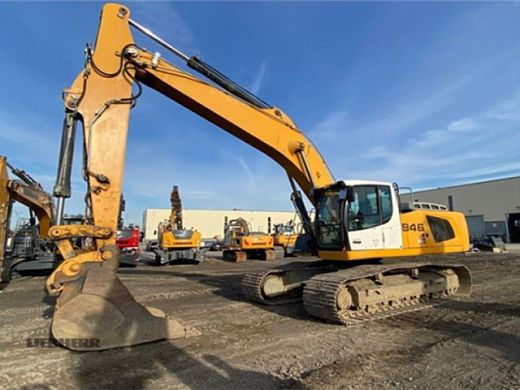 3-Liebherr-R946-LC-2015.jpg