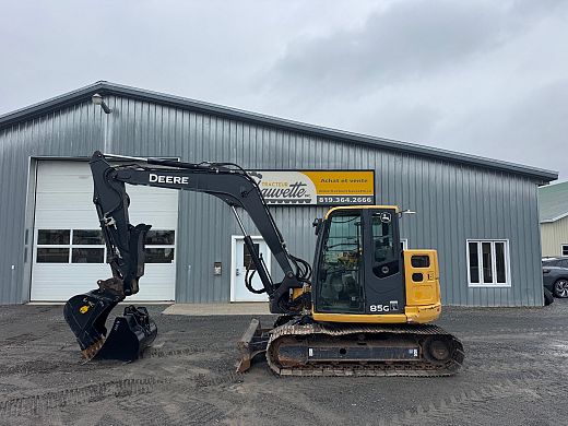 Deere 85G (1).jpg