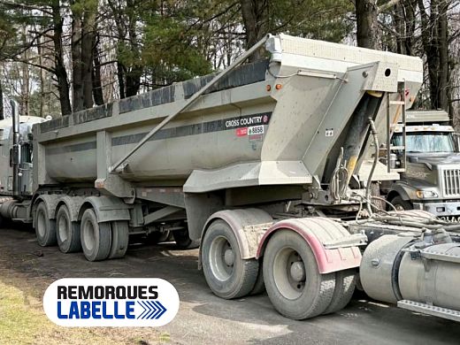 carrousel remorque en stock avril 2026 (1).jpg