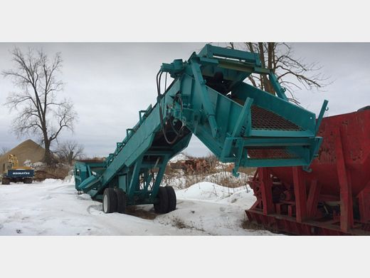 Tamiseur Powerscreen Commander.jpg