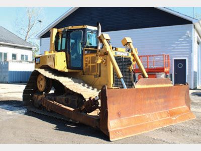 CAT-D6T-2014.jpg