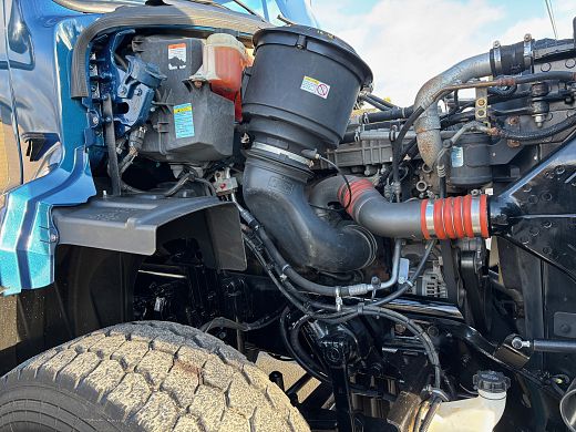 2017 - Freightliner 114SD - Camion Dompeur 10.JPG