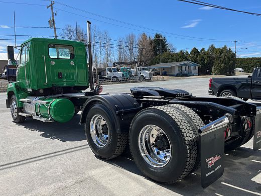 2014 - Western Star 4700SB - Camion Tracteur 06.jpg