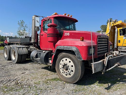 1999 - Mack RD688S - Camion export 06.jpg