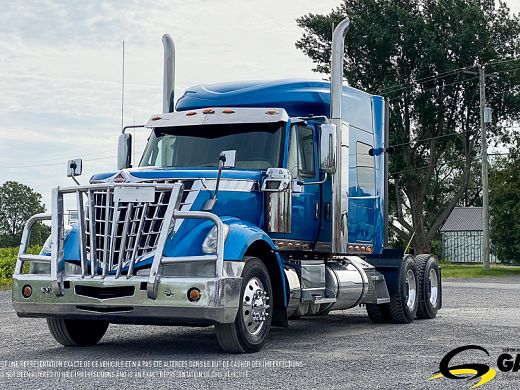 INTERNATIONAL LONESTAR HIGHWAY / SLEEPER TRUCK / TRACTOR