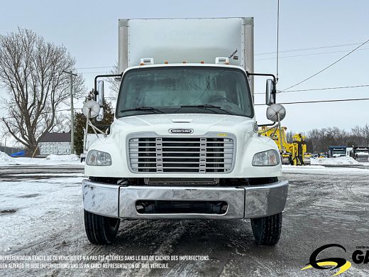 FREIGHTLINER M2 106 TRUCK DRY BOX VAN