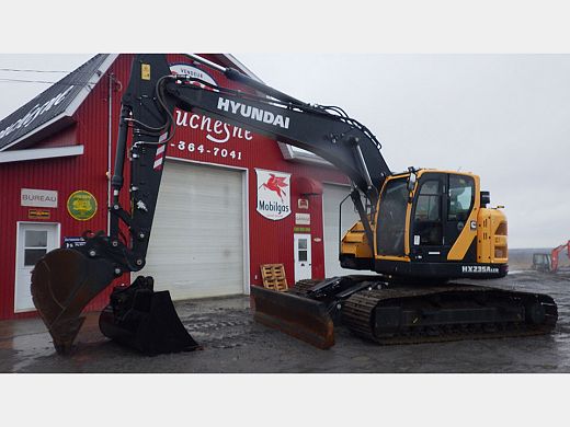 Hyundal HX235A LCRD  2.JPG