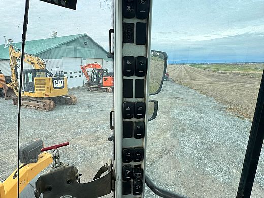 Volvo L90G #7323_9260.jpg