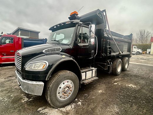 Freightliner-M2-2015.jpg