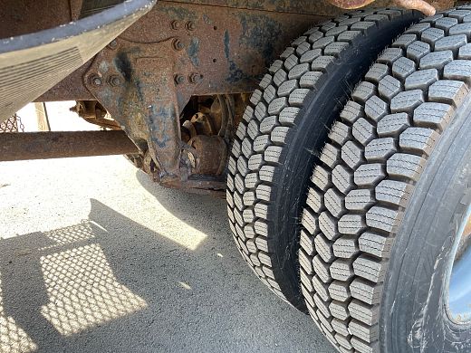 2003 - Freightliner FL80 - Camion Plateforme - 09.jpeg