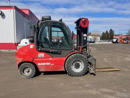 MANITOU MSI50D 2015 Profil droite right side.jpg