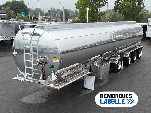 petrole_tremcar_remorque-a-citerne_13698690a00ae33c05.jpg
