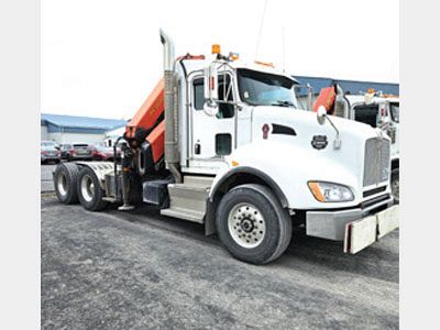 Kenworth-T440-2014.jpg