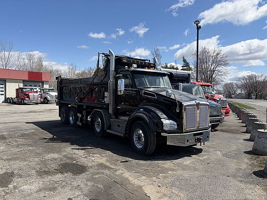 2021 Kenworth T880.jpeg