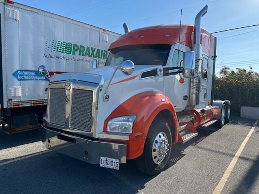 2021-Kenworth-880.jpg