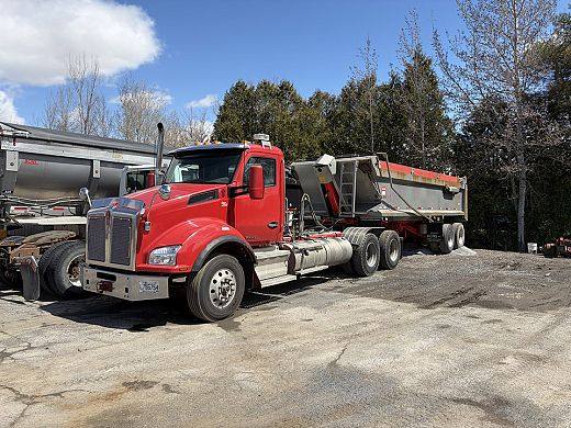 2017 Kenworth T880.jpeg
