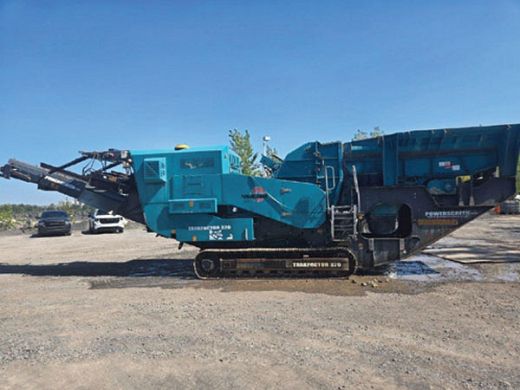 Powerscreen-Trakpactor-320-2016.jpg