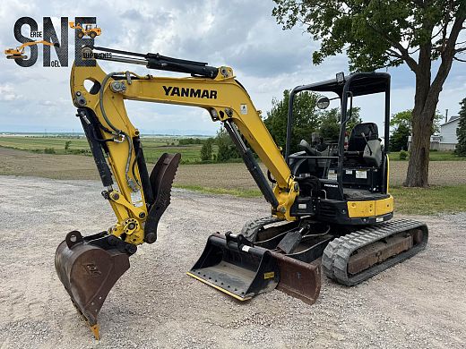 Yanmar VIO35_6649.jpg