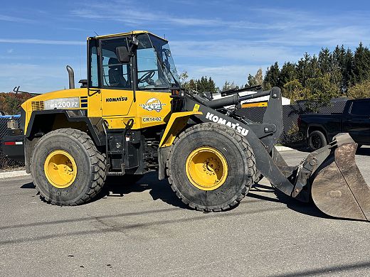 2014, Komatsu, WA200PZ6, 8422h, 79 500.jpg
