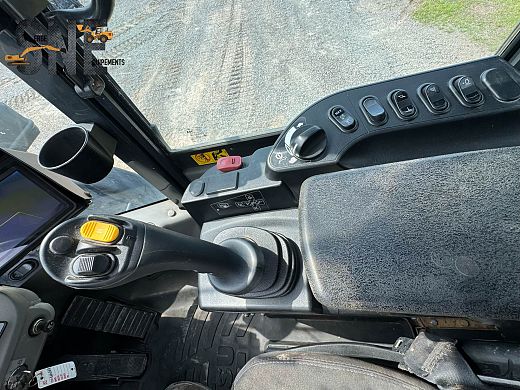 Komatsu WA270-8 #8768_6805 2.jpg