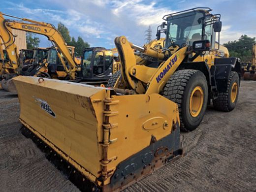 Komatsu-WA320.jpg